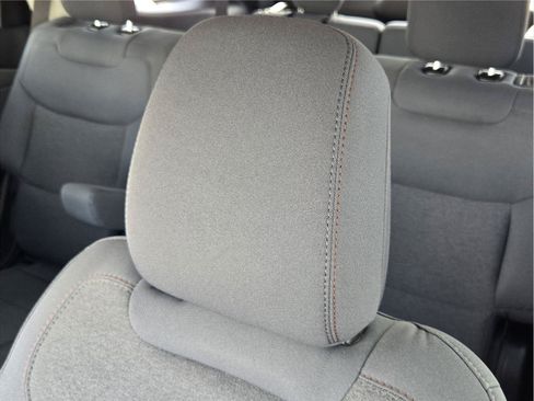 Used 2026 Ford Explorer Active RWD image 24