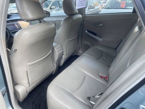 Used 2013 Toyota Prius Two FWD image 17