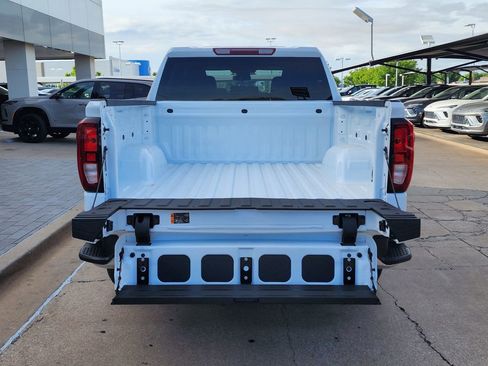 New 2026 GMC Sierra 1500 SLE w/ X31 Off-Road Package AWD/4WD image 47