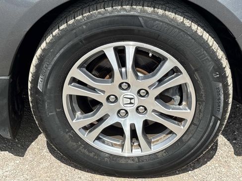 Used 2012 Honda Odyssey EX image 9