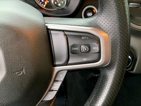 Used 2019 RAM 1500 Tradesman AWD/4WD image 23