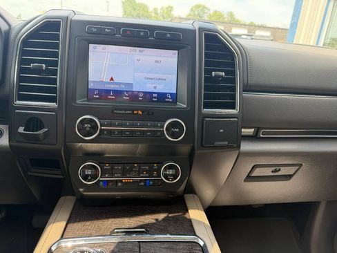 Used 2020 Ford Expedition Max Limited w/ Equipment Group 301A AWD/4WD image 14
