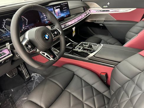 New 2026 BMW 740i w/ Premium Package image 4