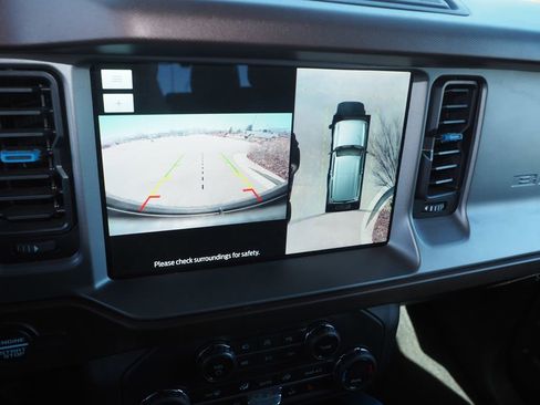 Used 2023 Ford Bronco Outer Banks image 24