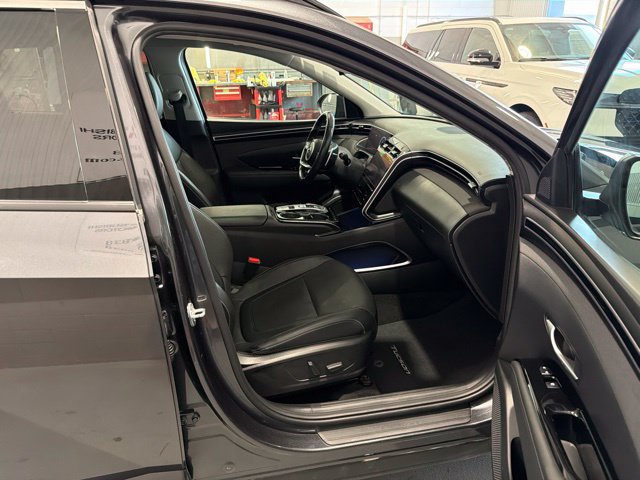 Used 2024 Hyundai Tucson Limited AWD/4WD image 16