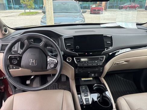 Used 2022 Honda Pilot Elite image 14
