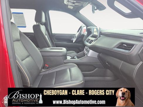 Used 2022 GMC Yukon XL SLT w/ SLT Luxury Package image 30