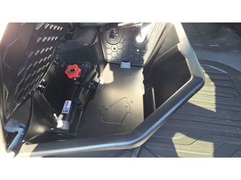 New 2026 GMC Sierra 2500 SLT w/ SLT Convenience Package image 23