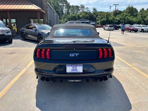 Used 2019 Ford Mustang GT Premium w/ Equipment Group 401A image 6