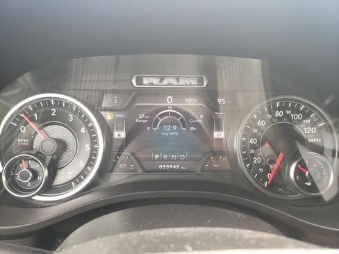 Used 2021 RAM 1500 Big Horn AWD/4WD image 32