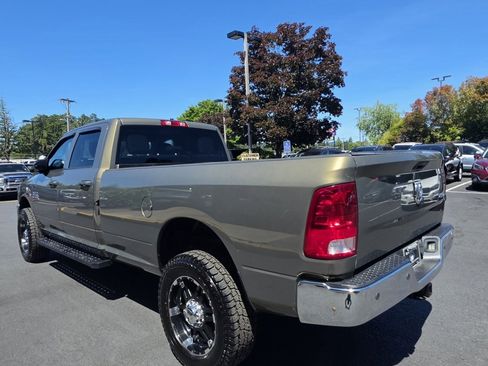 Used 2014 RAM 2500 Tradesman w/ Chrome Appearance Group AWD/4WD image 4