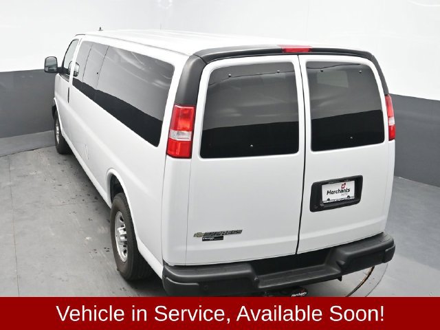 Used 2024 Chevrolet Express 3500 LS RWD image 28