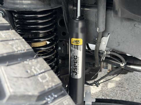 Used 2024 Jeep Wrangler Sport S image 14