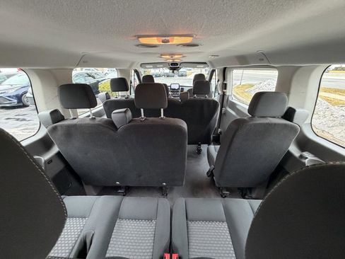 Used 2020 Ford Transit 350 XL image 32