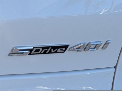 Used 2022 BMW X5 sDrive40i w/ Premium Package image 12