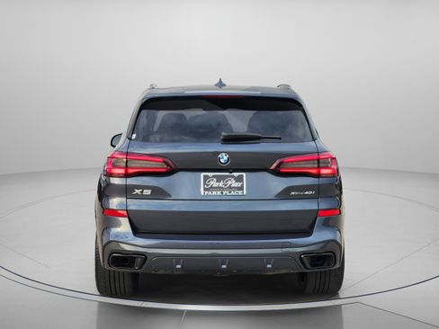 Used 2022 BMW X5 xDrive40i w/ M Sport Package image 4