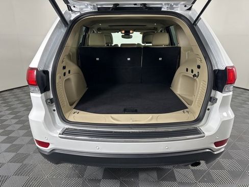 Used 2021 Jeep Grand Cherokee Limited image 12