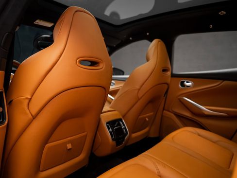 Used 2021 Aston Martin DBX image 65