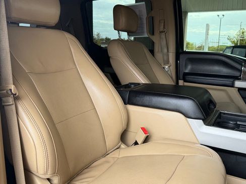 Used 2019 Ford F250 XLT AWD/4WD image 32