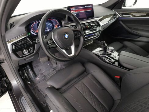Used 2022 BMW 530i xDrive w/ Convenience Package AWD/4WD image 28
