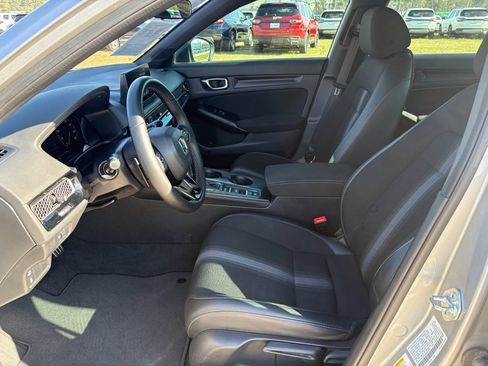 Used 2022 Honda Civic Sport image 10