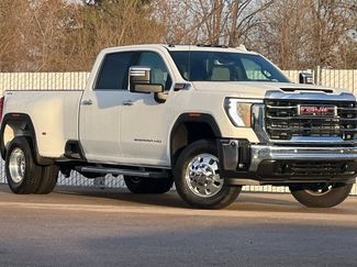 Used 2026 GMC Sierra 3500 SLT w/ SLT Premium Package video 2