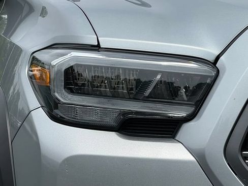 Used 2023 Toyota Tacoma TRD Off-Road w/ TRD Premium Off Road Package AWD/4WD image 52