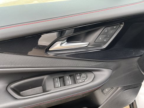 Used 2025 Chevrolet Blazer EV RS image 12