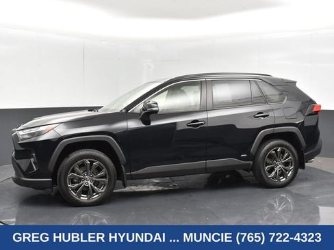 Used 2024 Toyota RAV4 XLE Premium w/ Weather Package AWD/4WD image 18