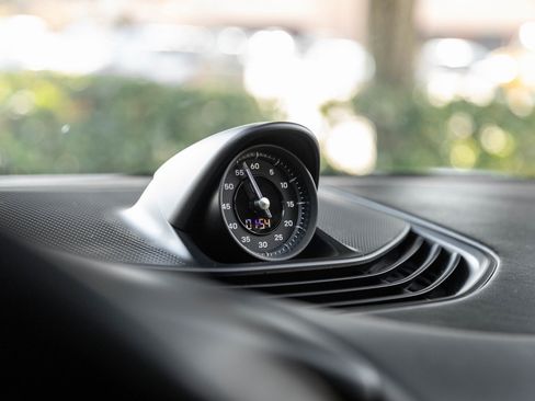 Certified 2022 Porsche Taycan 4S image 24