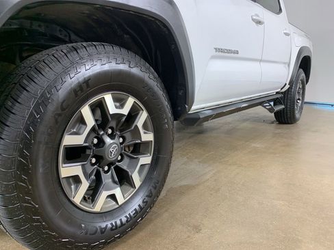 Used 2023 Toyota Tacoma TRD Off-Road AWD/4WD image 2
