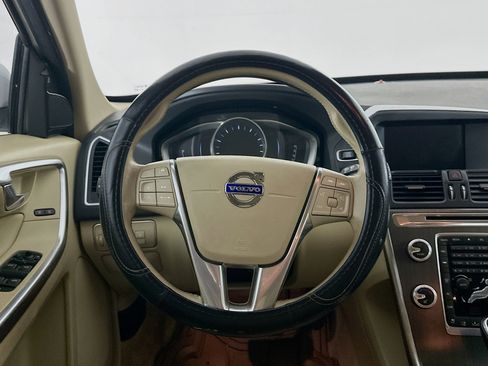 Used 2016 Volvo XC60 T5 Premier image 18