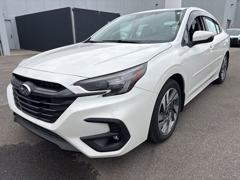 Certified 2025 Subaru Legacy Limited image 6