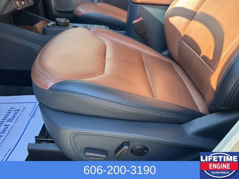 Used 2022 Ford Maverick Lariat w/ Lariat Luxury Package image 26