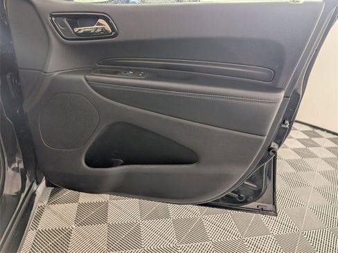 Used 2022 Dodge Durango GT image 34