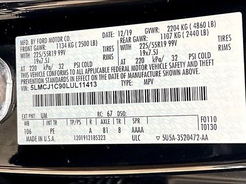 Used 2020 Lincoln Corsair Standard w/ Premium Package image 32