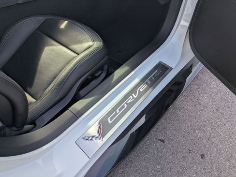 Used 2017 Chevrolet Corvette Z06 image 24