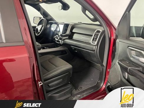 Used 2022 RAM 1500 Big Horn AWD/4WD image 12