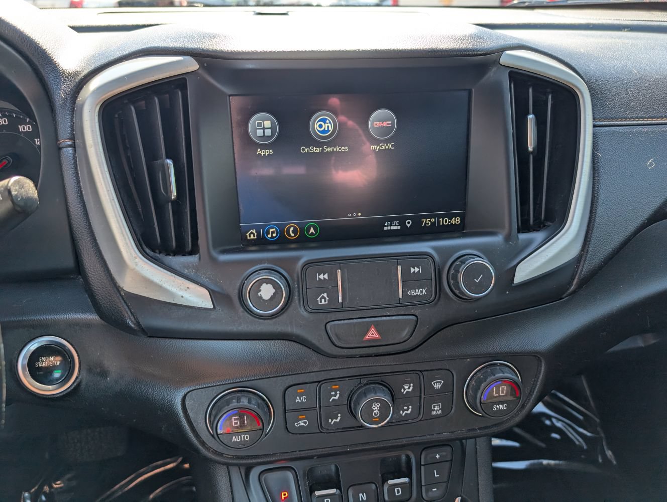 Used 2020 GMC Terrain SLE w/ Driver Convenience Package FWD image 22