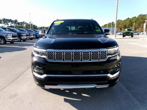 Used 2022 Jeep Grand Wagoneer Series II w/ Convenience Group III image 6