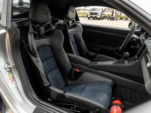 Used 2025 Porsche 718 Cayman GT4 RS w/ Weissach Package image 49