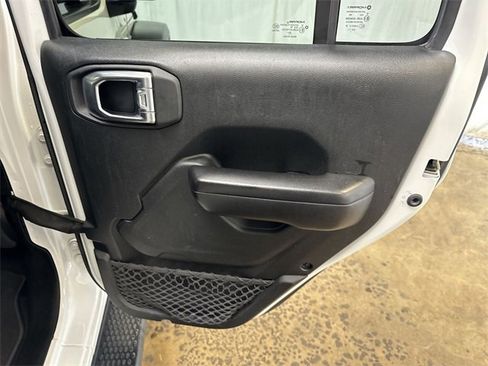 Used 2021 Jeep Wrangler Unlimited Sport image 24