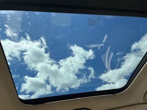 Used 2022 Jeep Grand Cherokee L Limited image 17