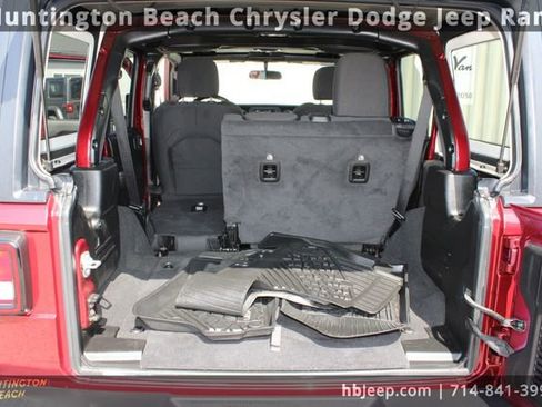 Used 2021 Jeep Wrangler Unlimited Sport image 33