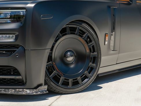 Used 2026 Rolls-Royce Phantom Sedan RWD image 28