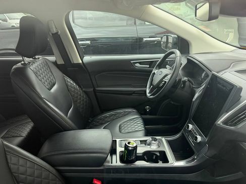Used 2023 Ford Edge Titanium w/ Class II Trailer Tow Package AWD/4WD image 9