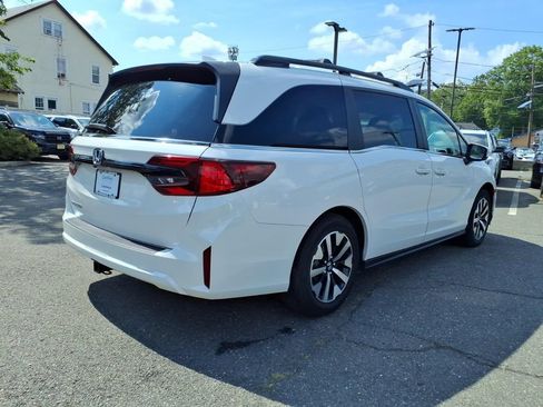 Certified 2025 Honda Odyssey EX-L image 7