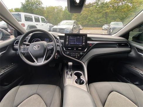 Used 2023 Toyota Camry LE image 17