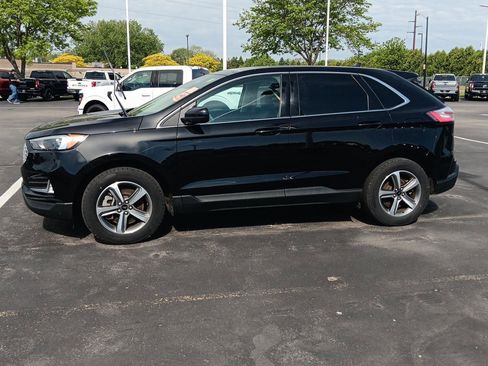 Used 2024 Ford Edge SEL w/ Convenience Package AWD/4WD image 11