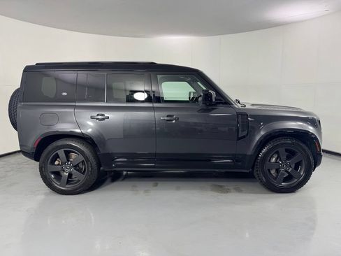Used 2022 Land Rover Defender 110 X-Dynamic HSE AWD/4WD image 5